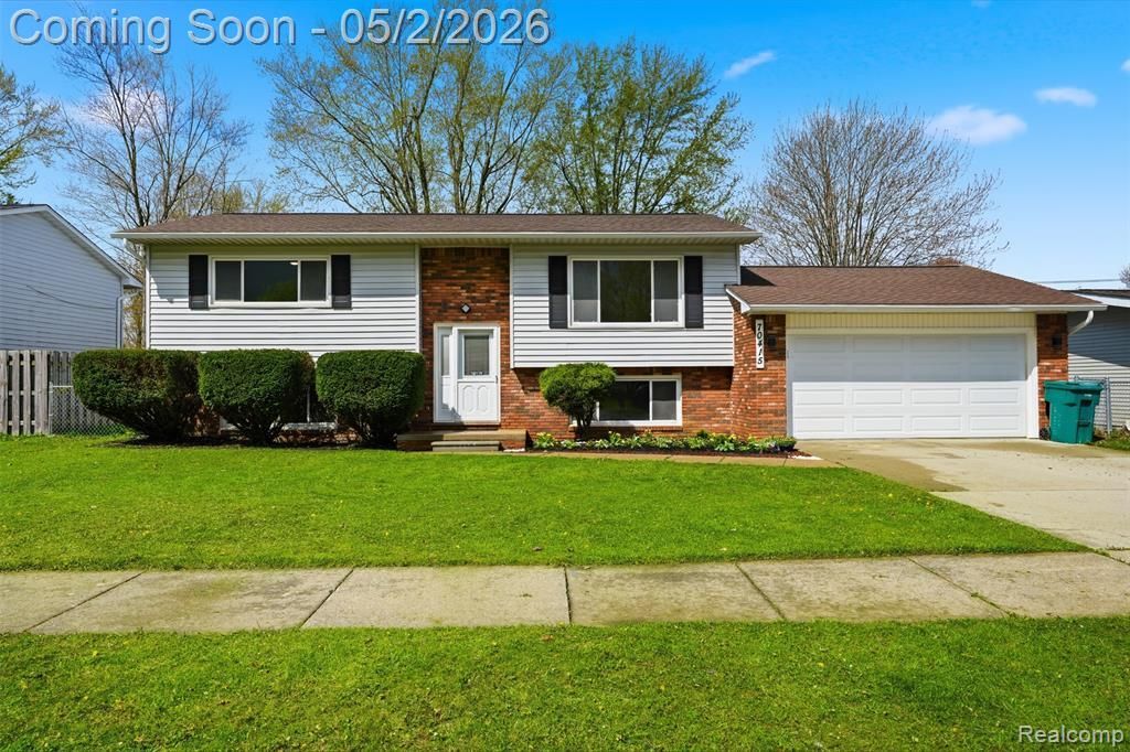 70415 Canterbury Drive, Richmond, MI 48062 Main Photo