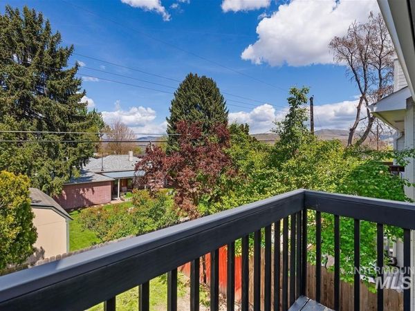 362 E Elwood Ln, Boise, ID 83706