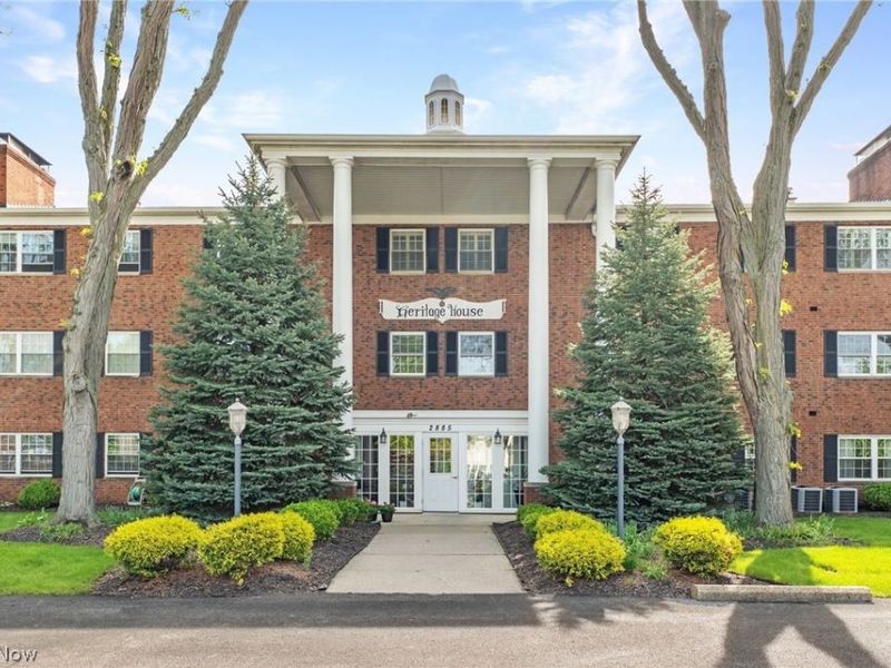 2885 Pease Drive, Unit 103, Rocky River, OH 44116 Photo 1