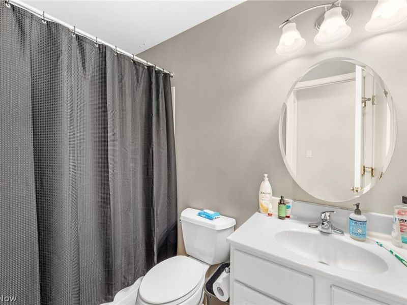 2885 Pease Drive, Unit 103, Rocky River, OH 44116 Photo 13