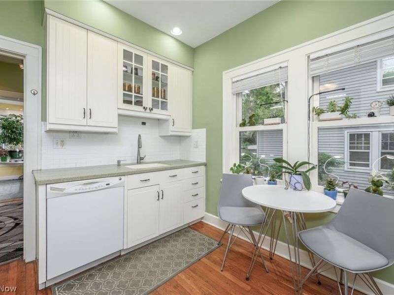 3346 E Fairfax Rd, Cleveland Heights, OH 44118 Photo 12