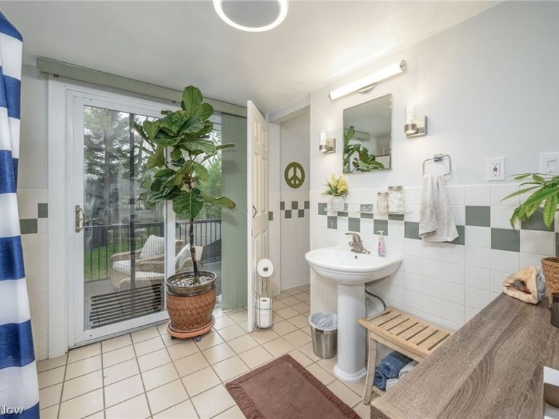 3346 E Fairfax Rd, Cleveland Heights, OH 44118 Photo 31