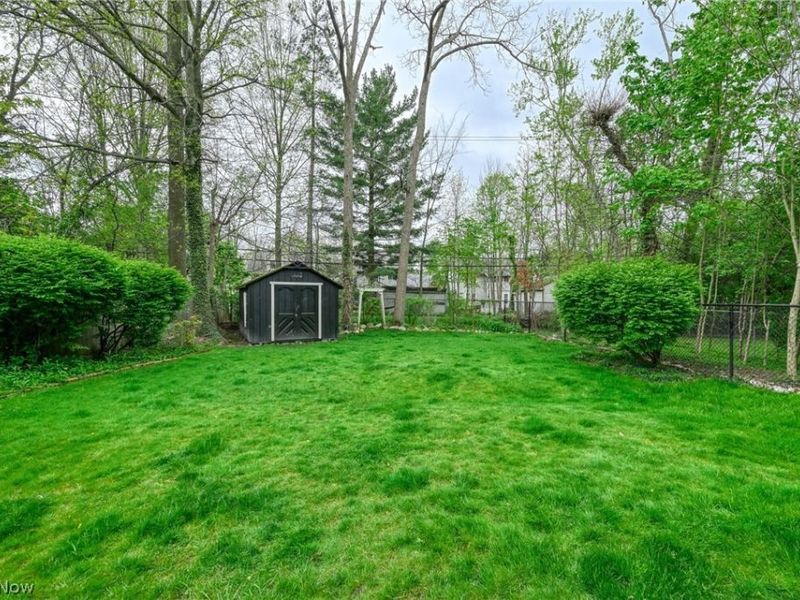 3346 E Fairfax Rd, Cleveland Heights, OH 44118 Photo 36