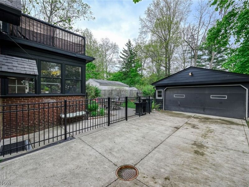 3346 E Fairfax Rd, Cleveland Heights, OH 44118 Photo 46