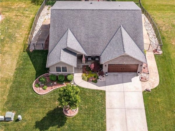 1331 Peregrine Way, Hamilton, OH 45013