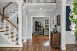 409 Steeple Crest N photo 4