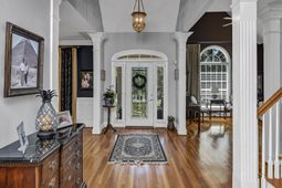 409 Steeple Crest N photo 4