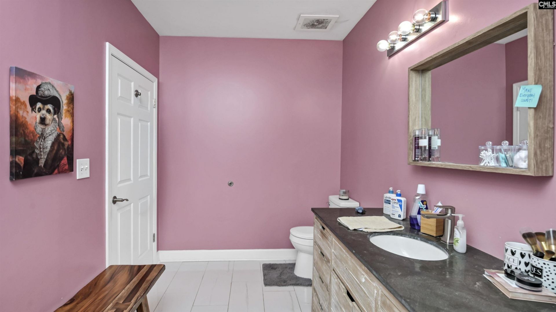 900 S Stadium Drive  Photo 23