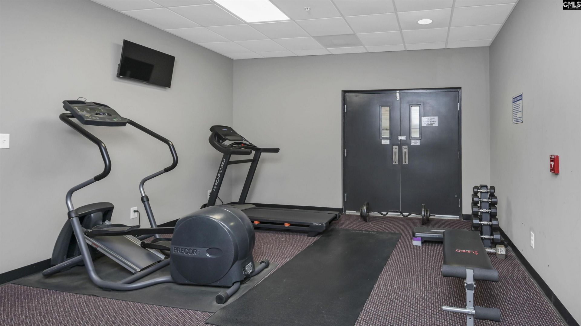 900 S Stadium Drive  Photo 30