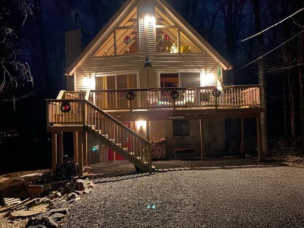 3412 Farwood Court, Lake Ariel, PA 18436