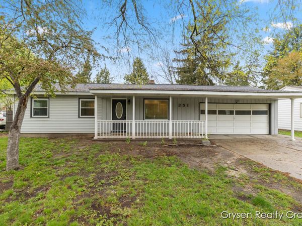 251 60th Street SE, Grand Rapids, MI 49548