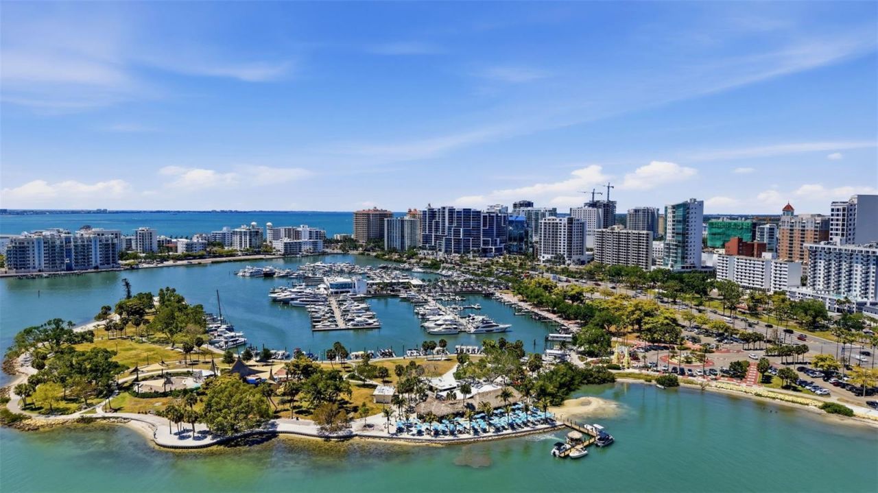 33 S Gulfstream Avenue , Unit 704, Sarasota, FL 34236 Photo