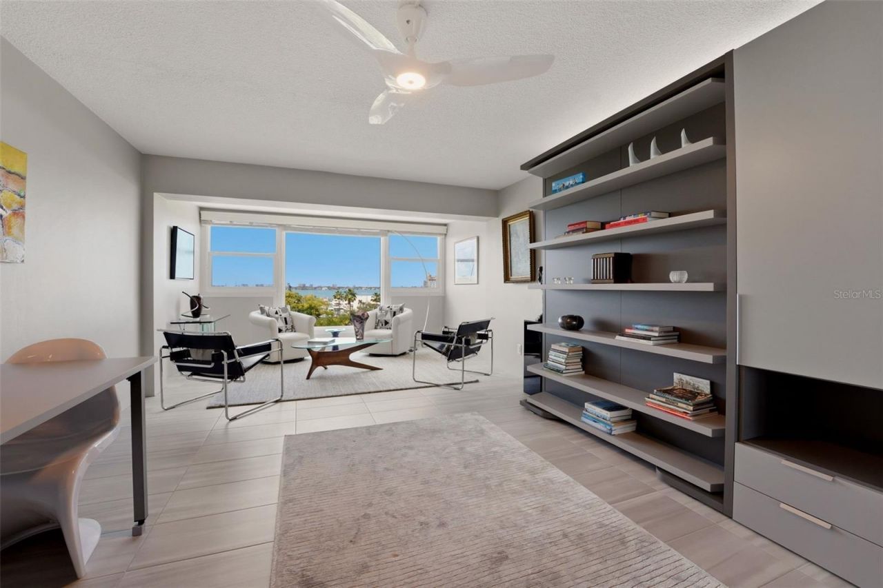 33 S Gulfstream Avenue , Unit 704, Sarasota, FL 34236 Photo