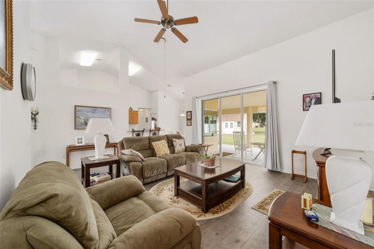 10080 SE 69th Avenue, Belleview, FL 34420 Photo