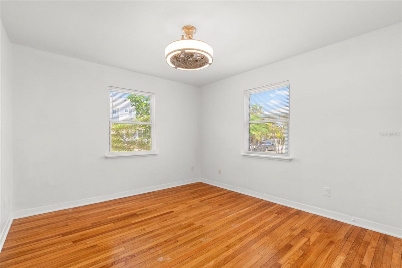 1220 35th Avenue N, Saint Petersburg, FL 33704 Photo