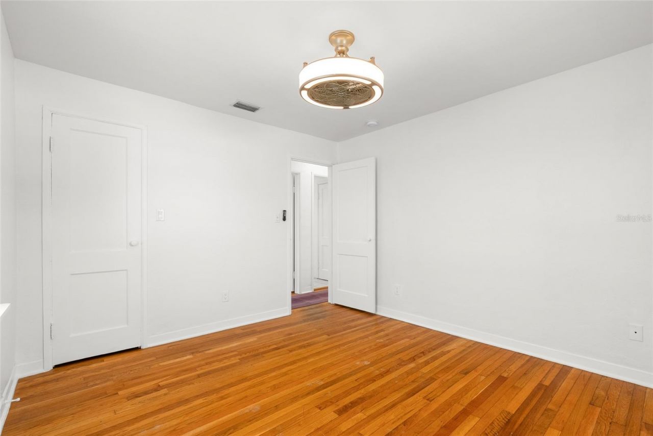 1220 35th Avenue N, Saint Petersburg, FL 33704 Photo