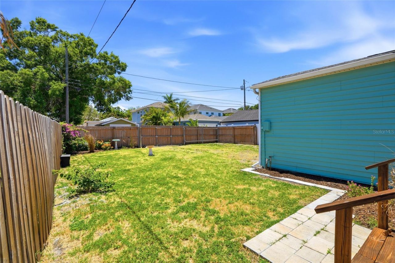 1220 35th Avenue N, Saint Petersburg, FL 33704 Photo