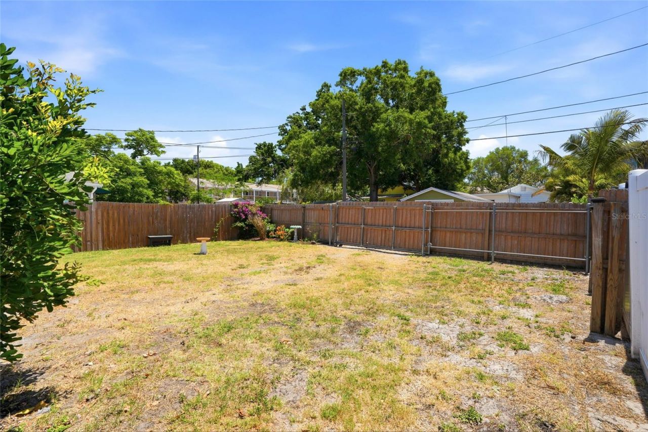 1220 35th Avenue N, Saint Petersburg, FL 33704 Photo