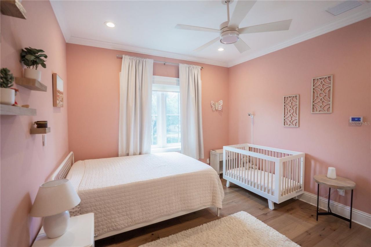 4402 W Beach Park Drive, Tampa, FL 33609 Photo