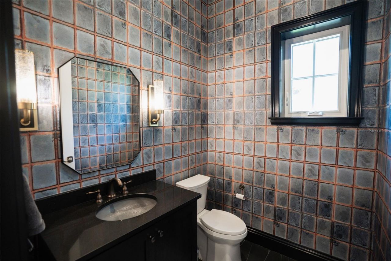 4402 W Beach Park Drive, Tampa, FL 33609 Photo