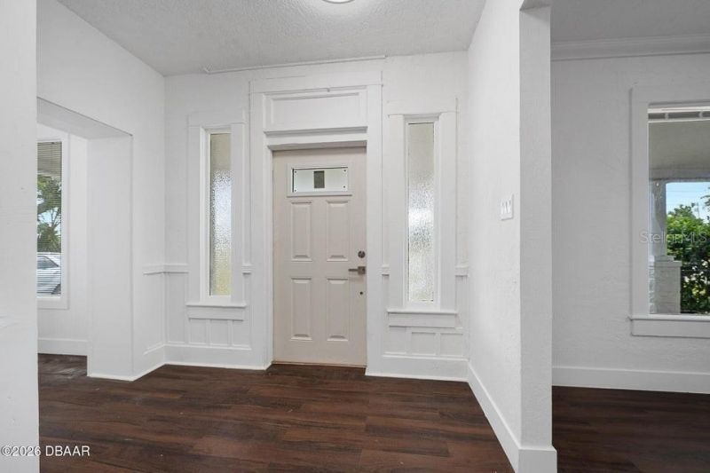 934 S Ridgewood Avenue, Daytona Beach, FL 32114 Photo