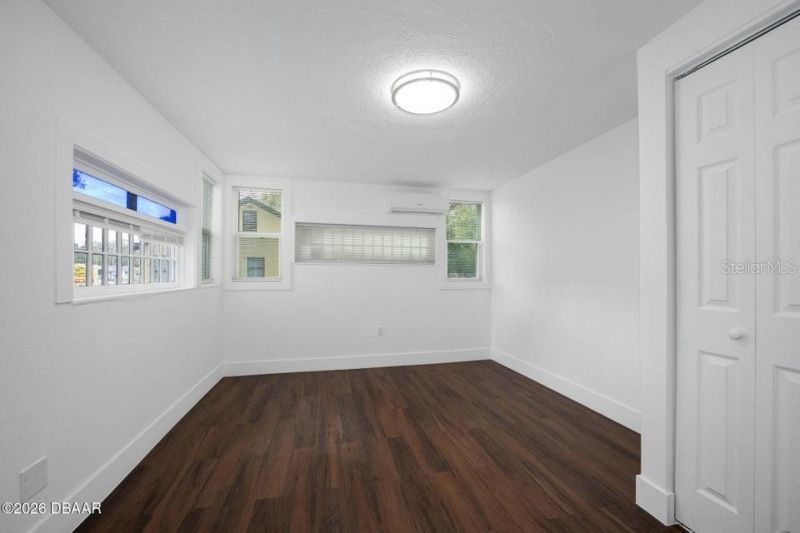 934 S Ridgewood Avenue, Daytona Beach, FL 32114 Photo