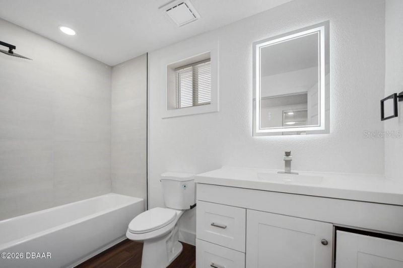 934 S Ridgewood Avenue, Daytona Beach, FL 32114 Photo
