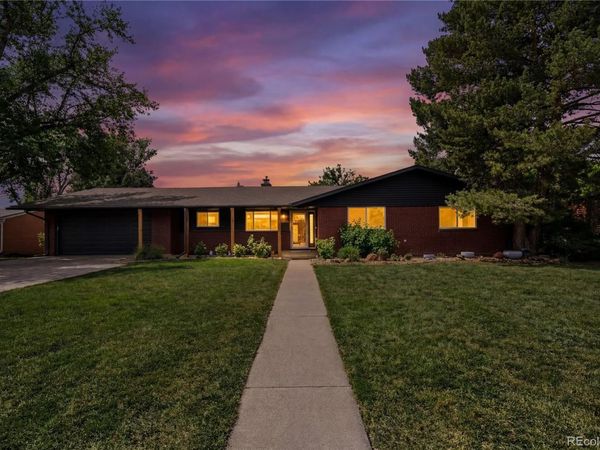 835 Hillside Court , Longmont, CO 80501