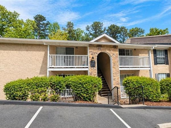 3120 Seven Pines #202 Court, Atlanta, GA 30339