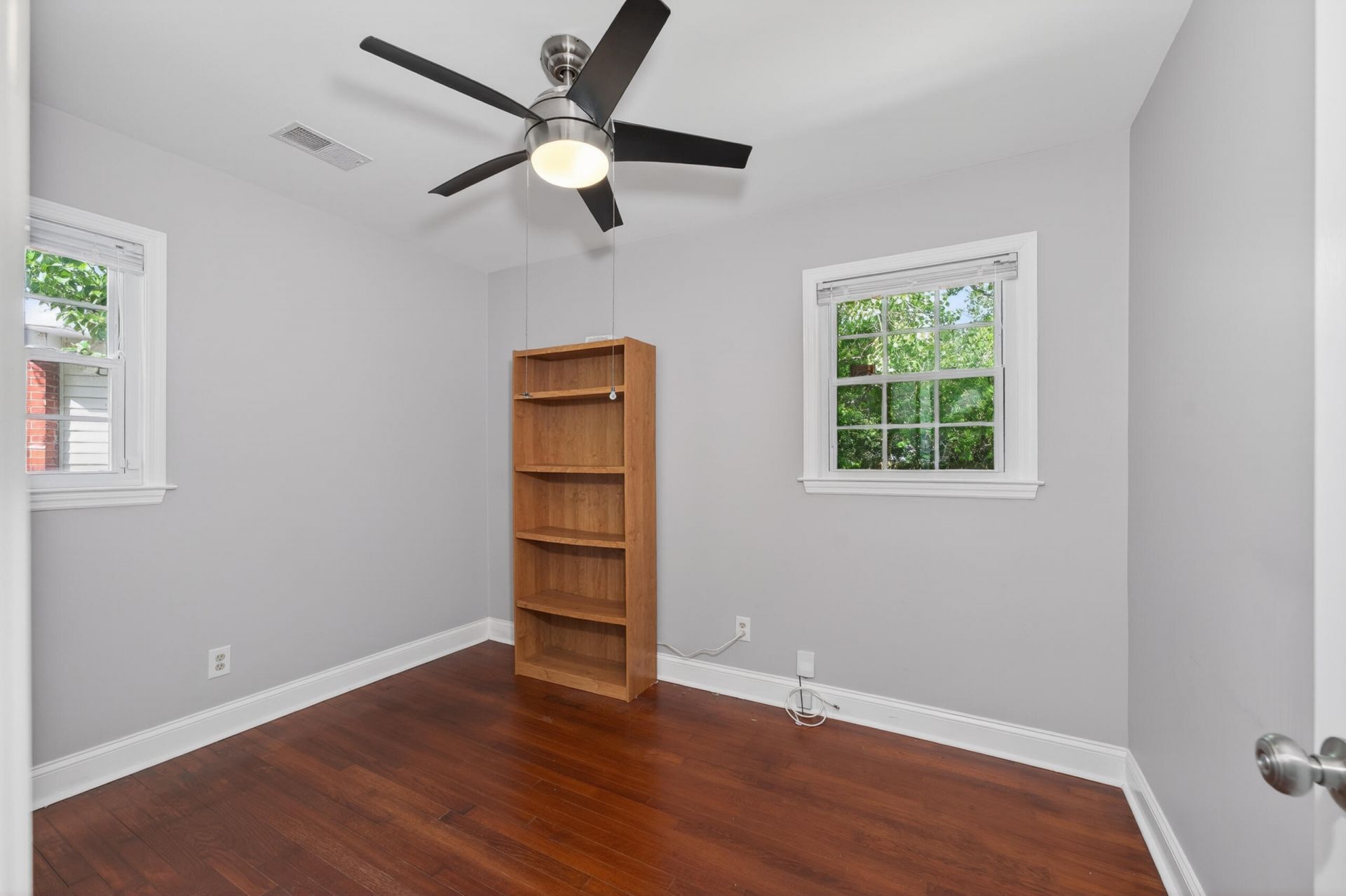 322 Mary Scott Drive Photo 17