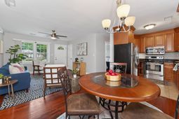 322 Mary Scott Drive photo 4