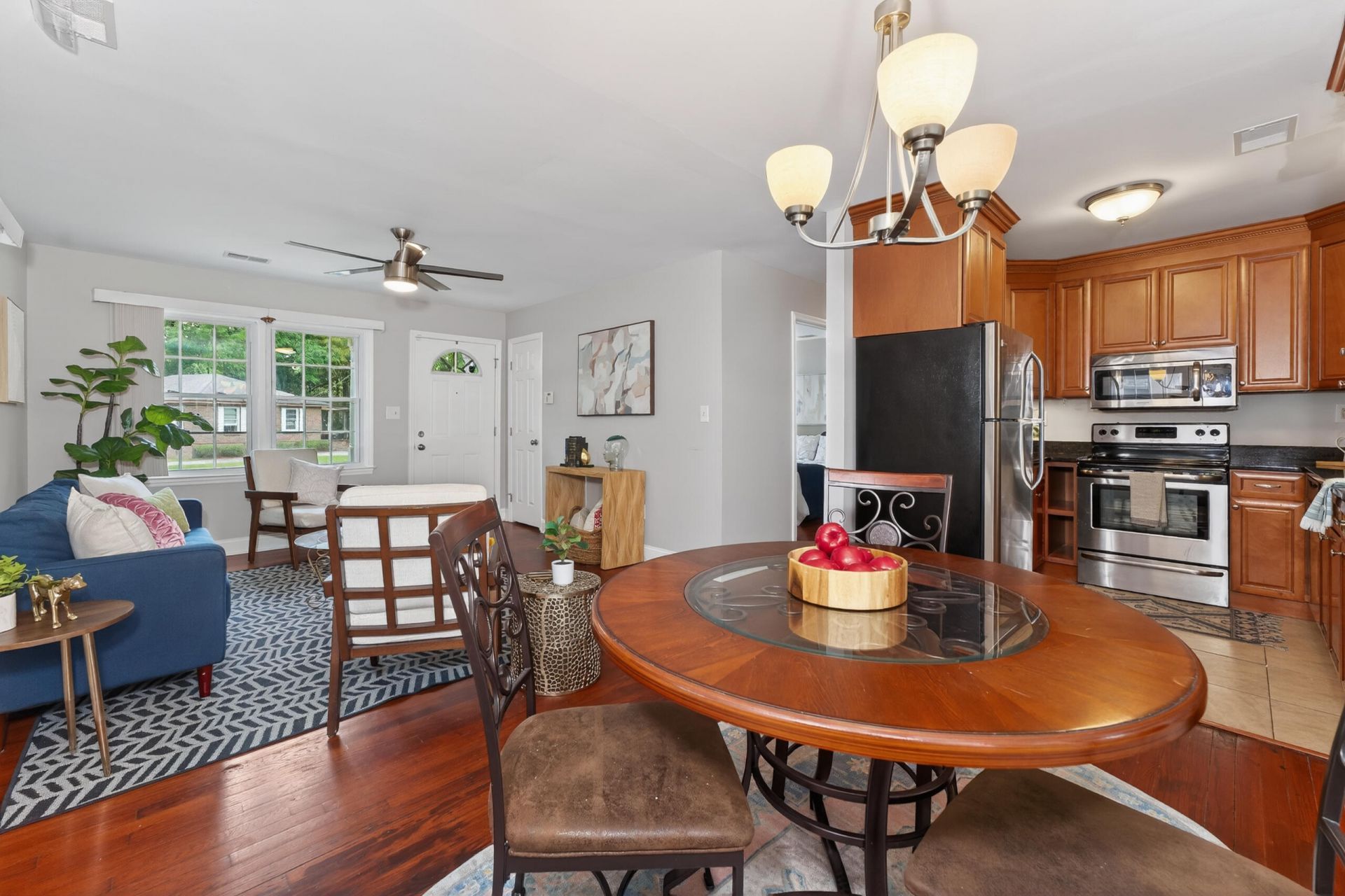 322 Mary Scott Drive Photo 4