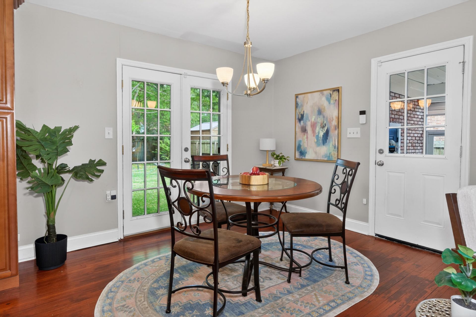 322 Mary Scott Drive Photo 9