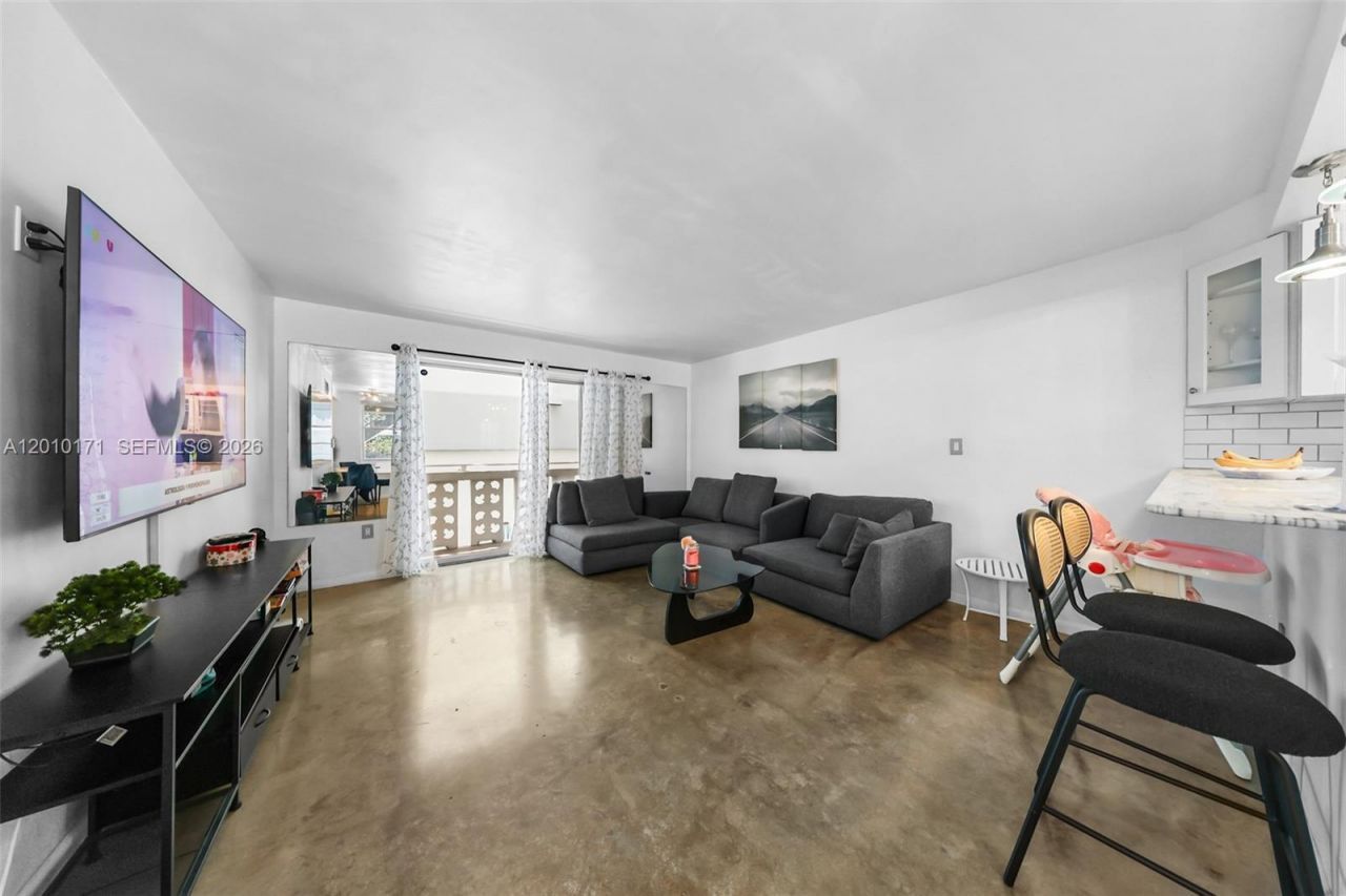 1698 Jefferson Ave, Unit 9, Miami Beach, FL 33139 Photo