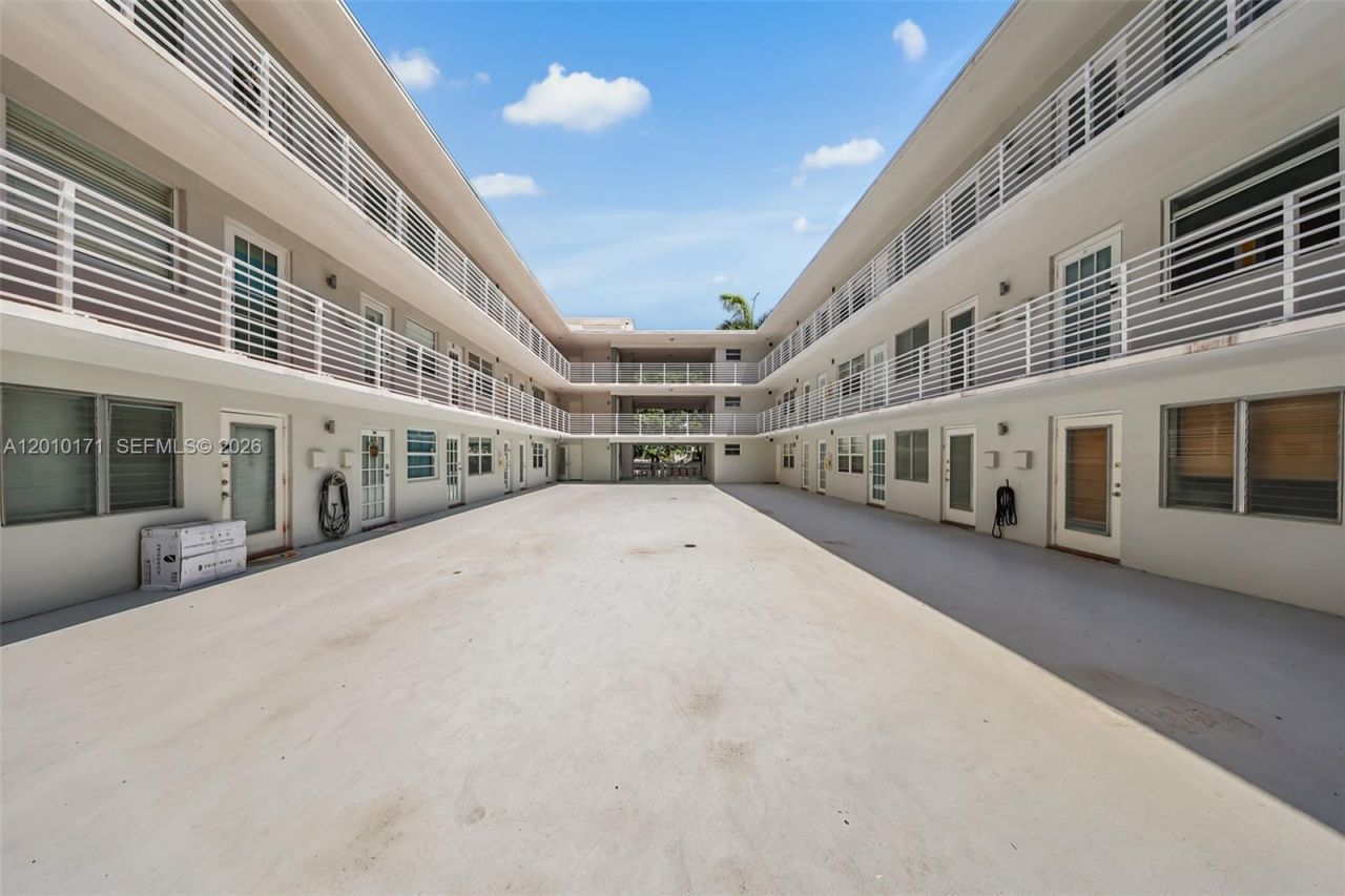1698 Jefferson Ave, Unit 9, Miami Beach, FL 33139 Photo