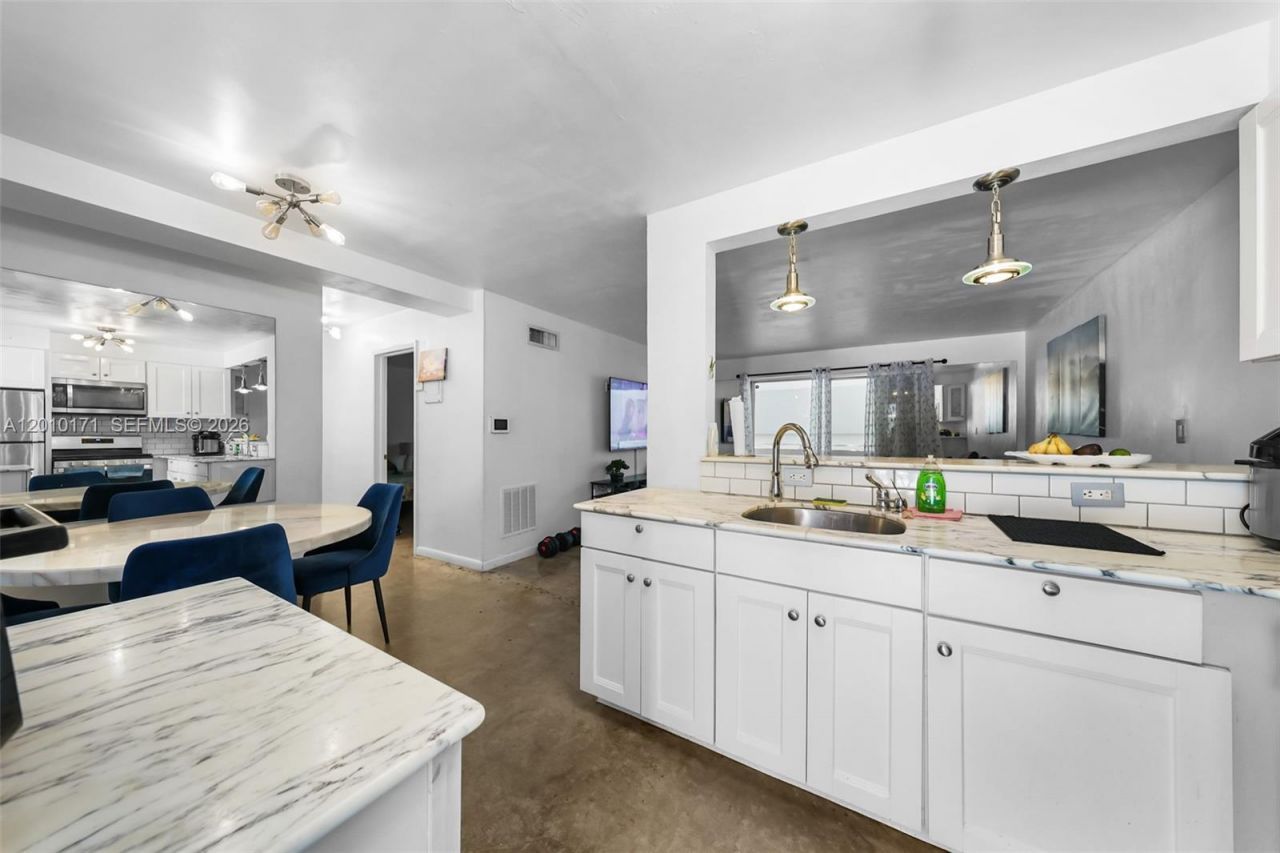 1698 Jefferson Ave, Unit 9, Miami Beach, FL 33139 Photo