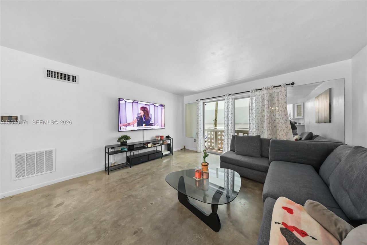 1698 Jefferson Ave, Unit 9, Miami Beach, FL 33139 Photo