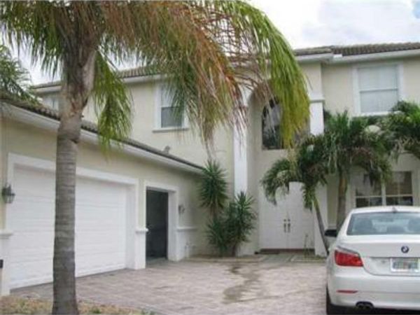 6292 Shadow Tree Lane, Lake Worth, FL 33463