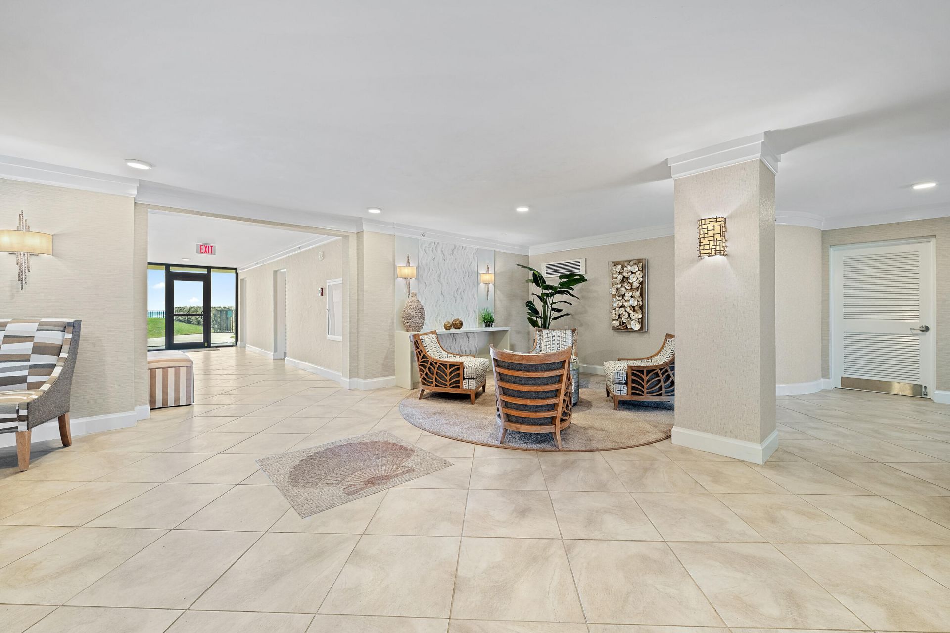 200 S Beach Road, Unit 202, Tequesta, FL 33469 Photo