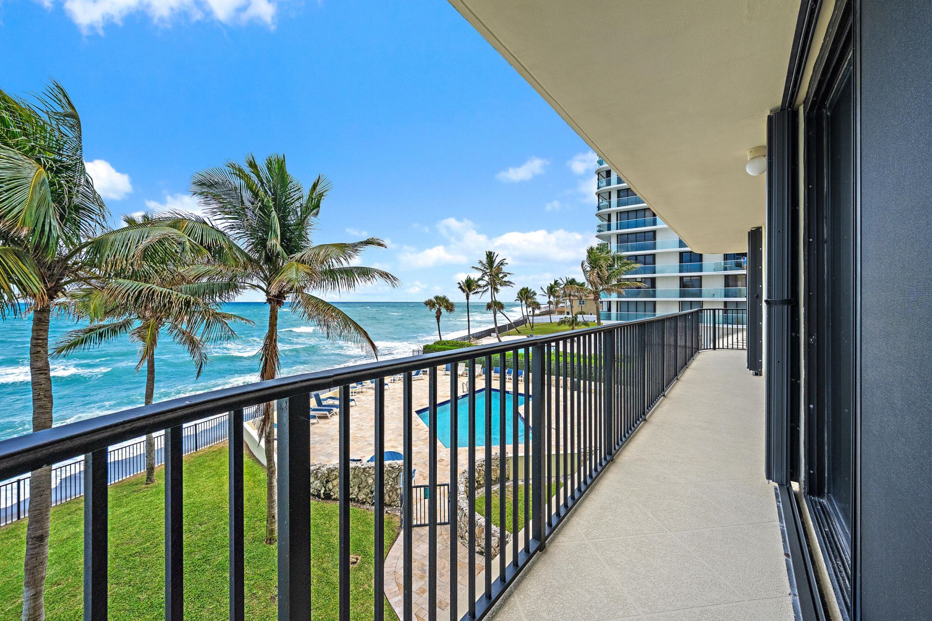 200 S Beach Road, Unit 202, Tequesta, FL 33469 Photo