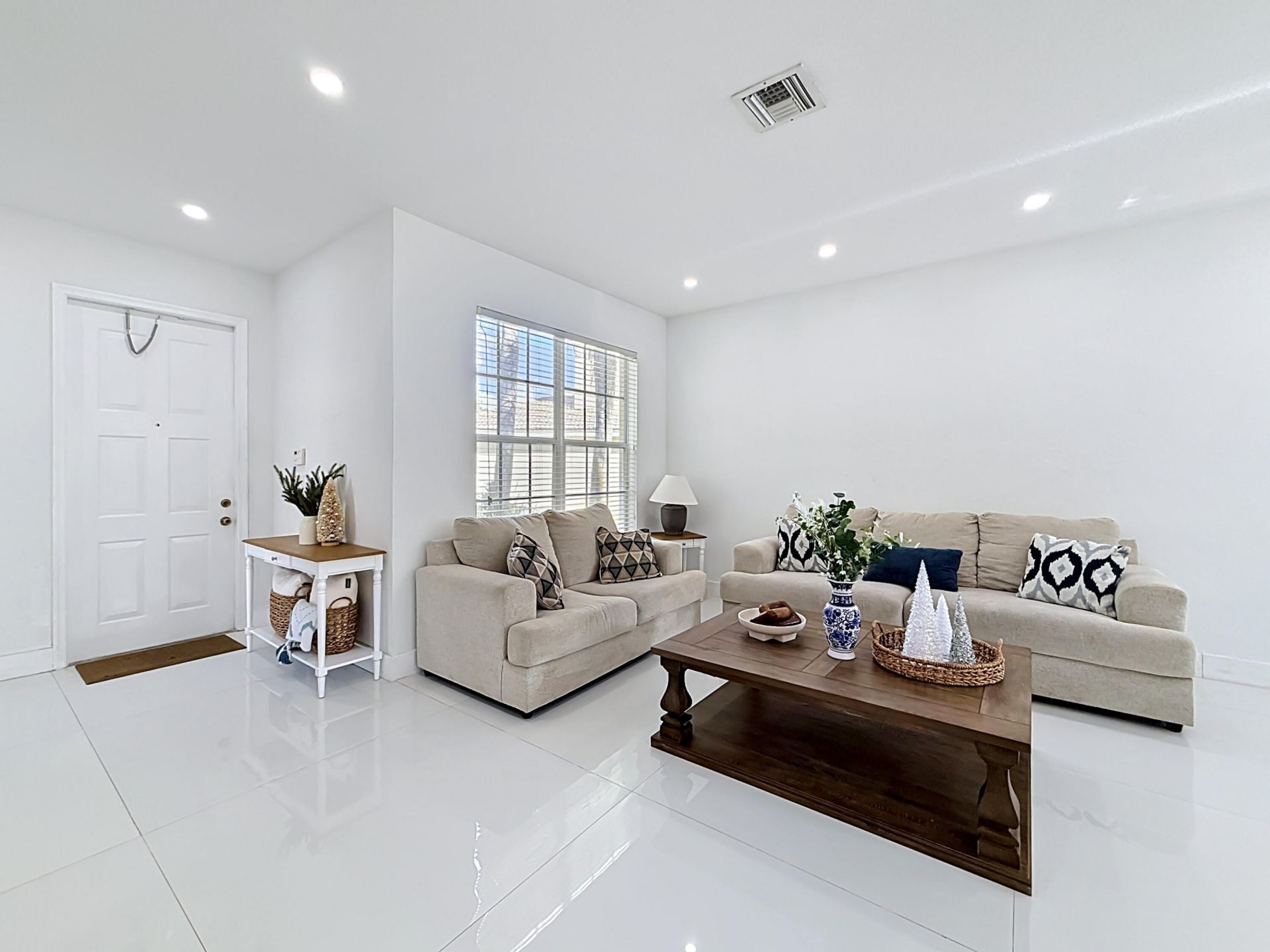 16101 SW 27th Street, Miramar, FL 33027 Photo