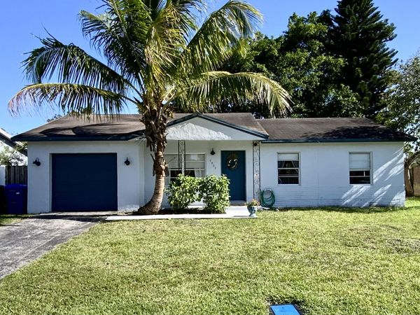 7922 SW 5th Street, North Lauderdale, FL 33068