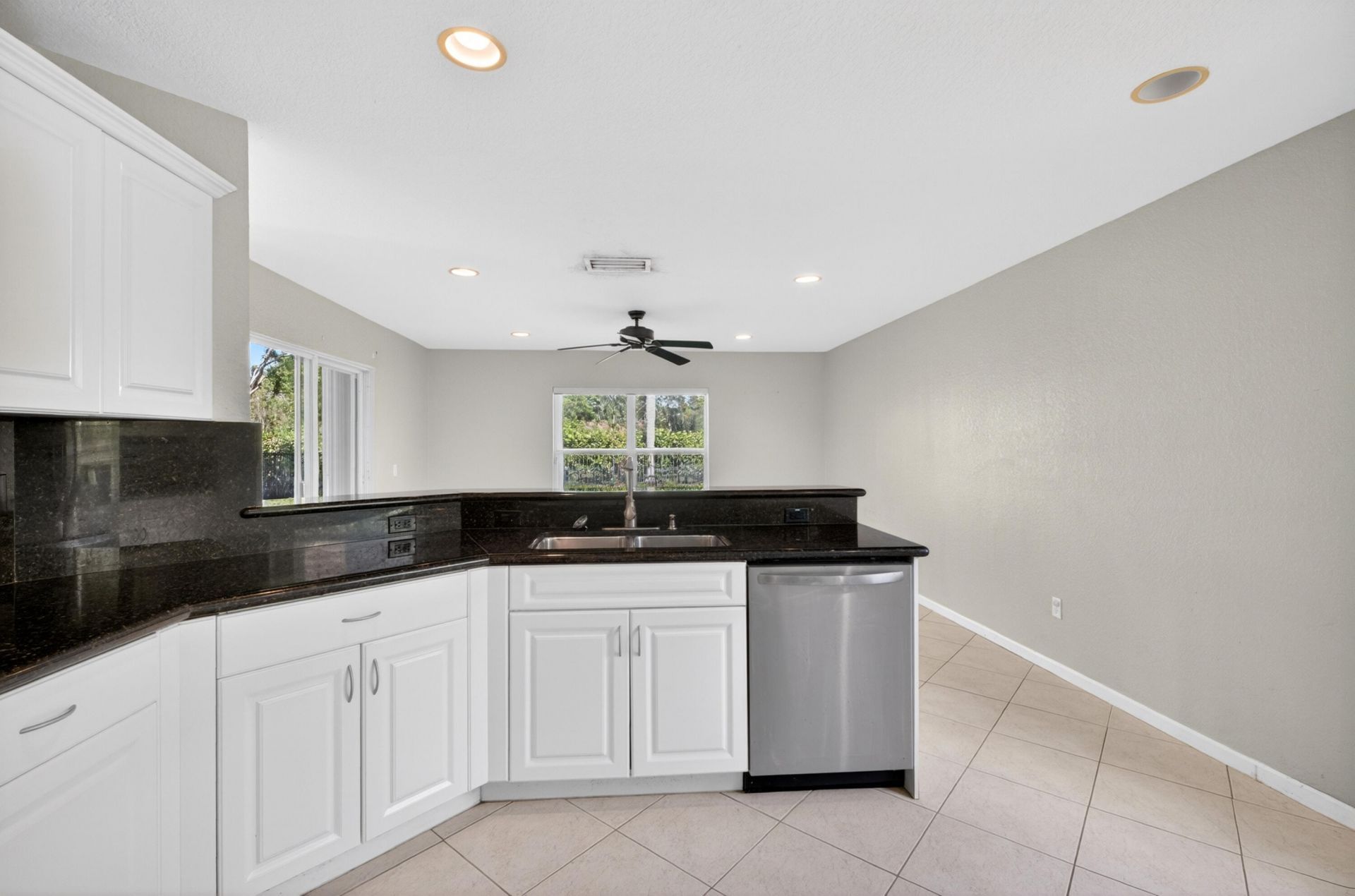 610 Peppergrass Run, Royal Palm Beach, FL 33411 Photo