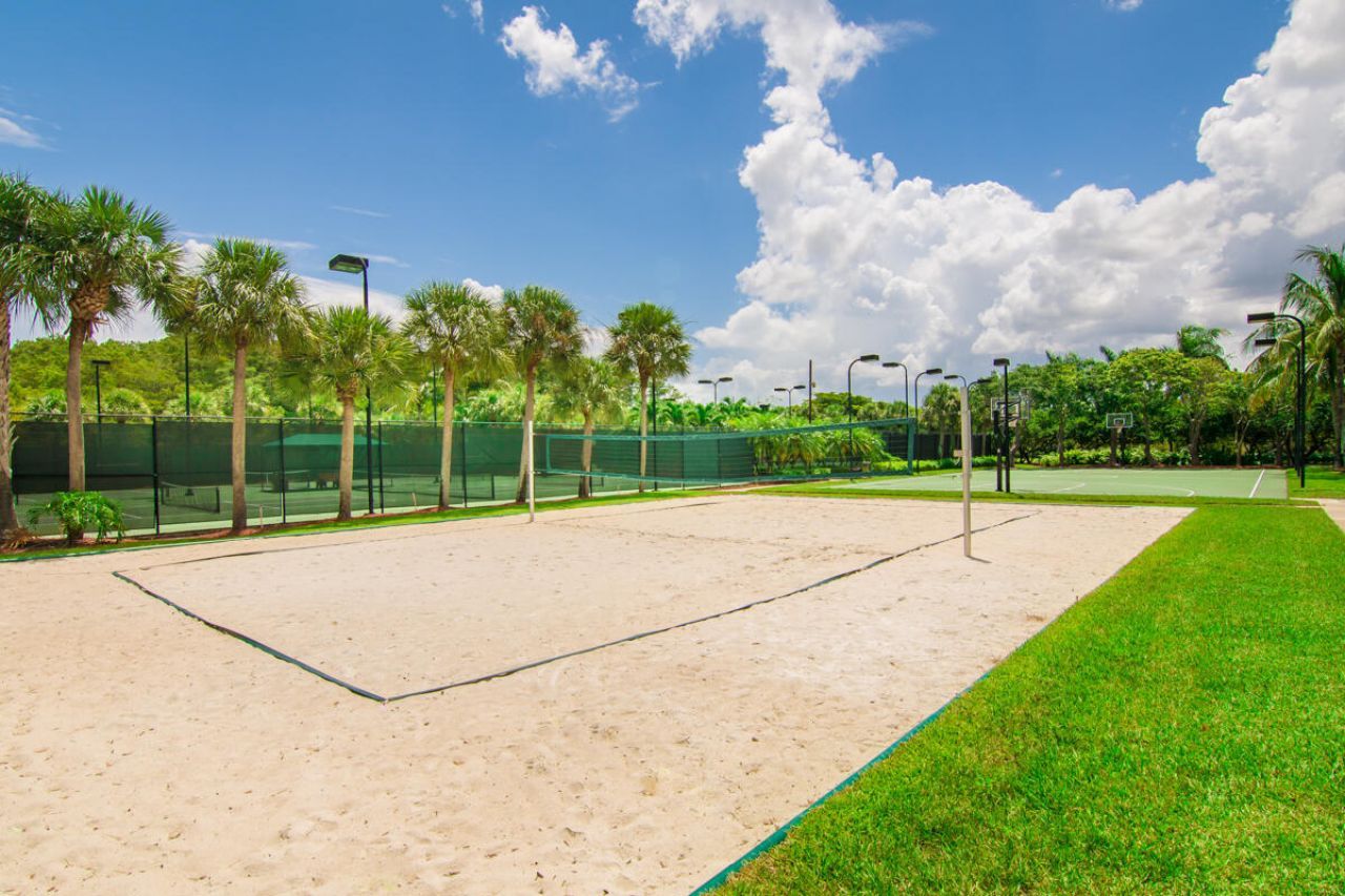 226 Moccasin Trail W, Jupiter, FL 33458 Photo
