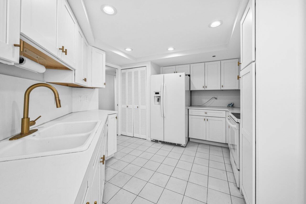 3560 S Ocean Boulevard, Unit 809, South Palm Beach, FL 33480 Photo