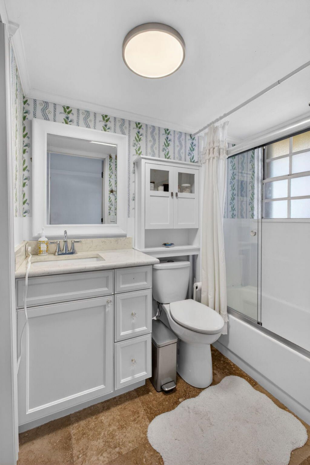 1020 Lake Shore Drive, Unit 105, Lake Park, FL 33403 Photo