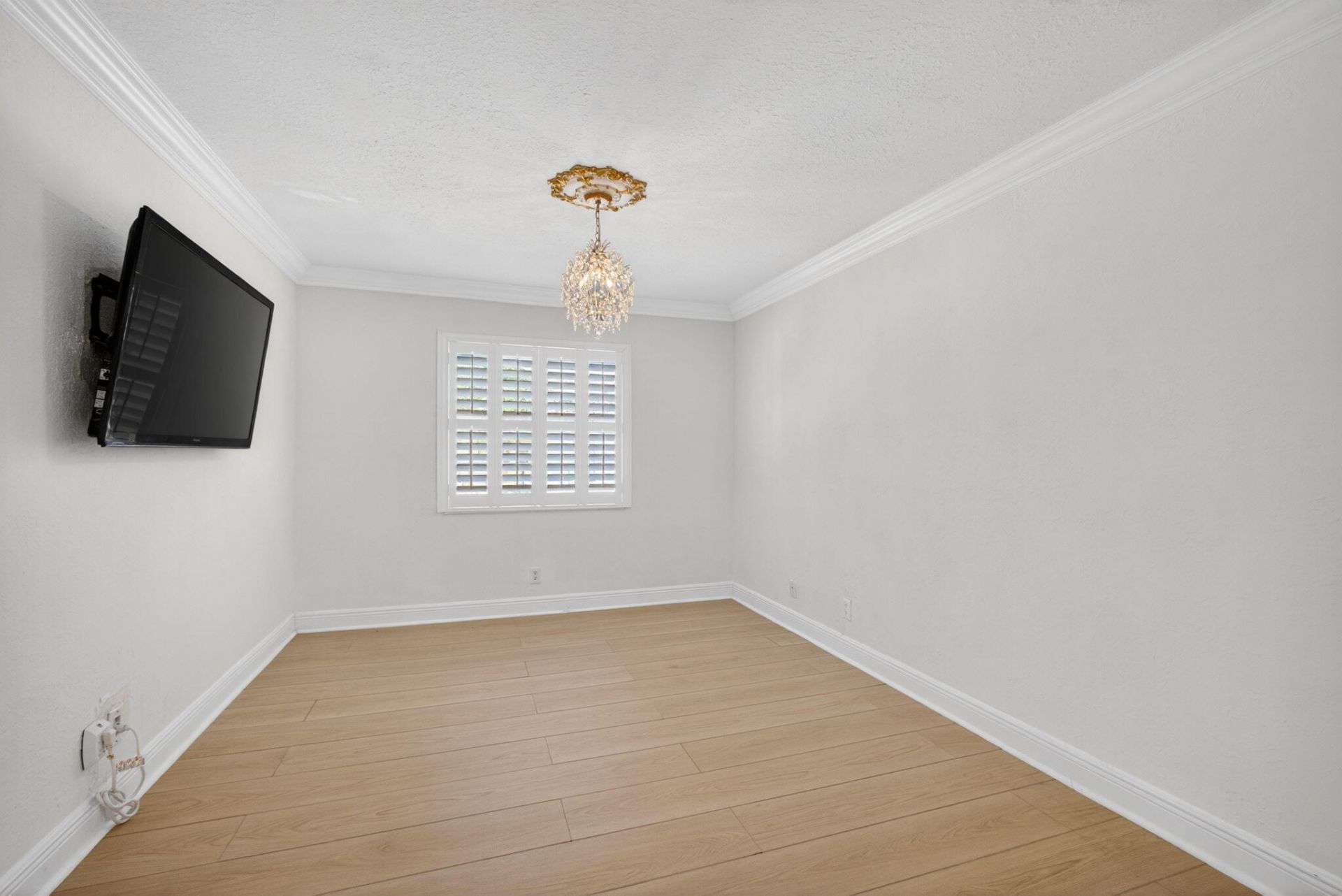 1020 Lake Shore Drive, Unit 105, Lake Park, FL 33403 Photo