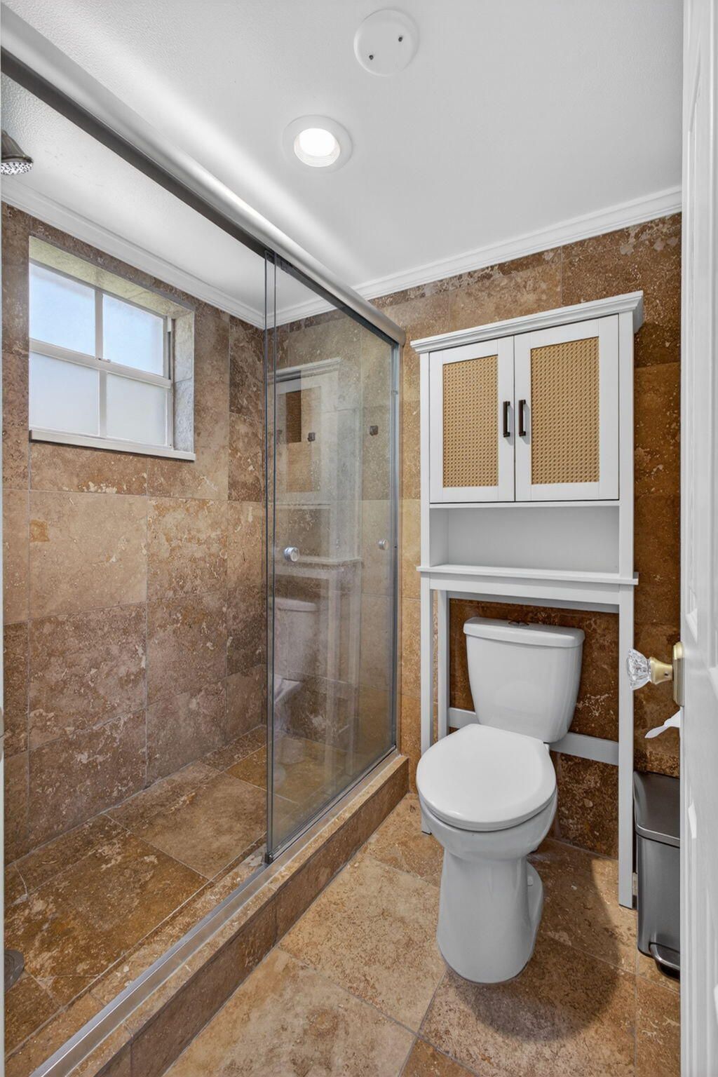 1020 Lake Shore Drive, Unit 105, Lake Park, FL 33403 Photo