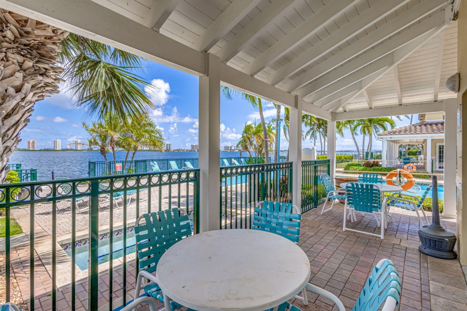 1020 Lake Shore Drive, Unit 105, Lake Park, FL 33403 Photo