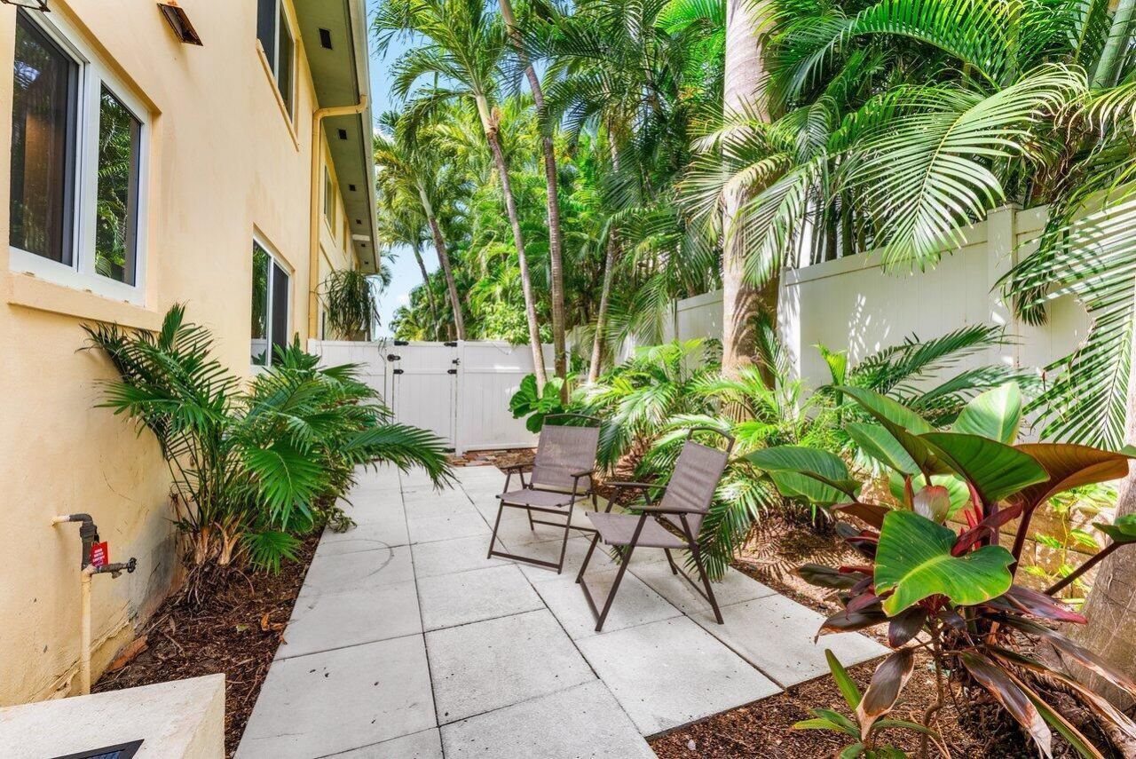 1030 Langer Way, Unit 1, Delray Beach, FL 33483 Photo